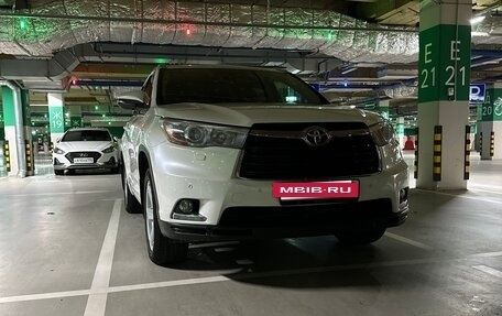 Toyota Highlander III, 2014 год, 2 700 000 рублей, 11 фотография