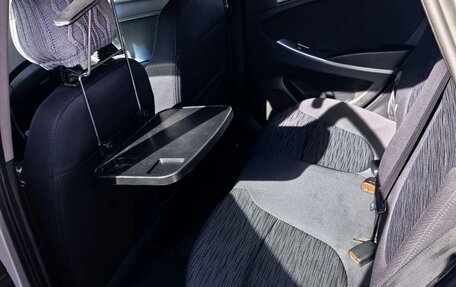 Hyundai Solaris II рестайлинг, 2016 год, 630 000 рублей, 12 фотография