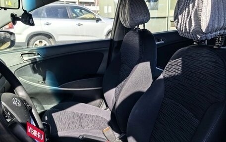 Hyundai Solaris II рестайлинг, 2016 год, 630 000 рублей, 11 фотография