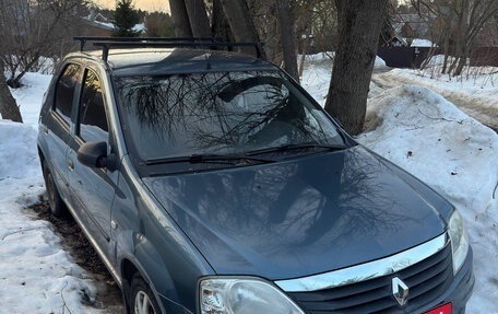 Renault Logan I, 2010 год, 550 000 рублей, 3 фотография