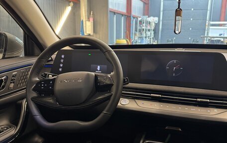 CheryExeed LX, 2023 год, 2 450 000 рублей, 12 фотография