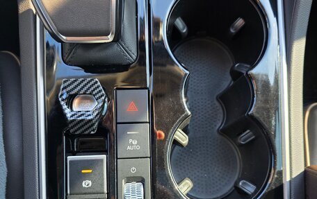 Volkswagen Touareg III, 2020 год, 4 790 000 рублей, 10 фотография