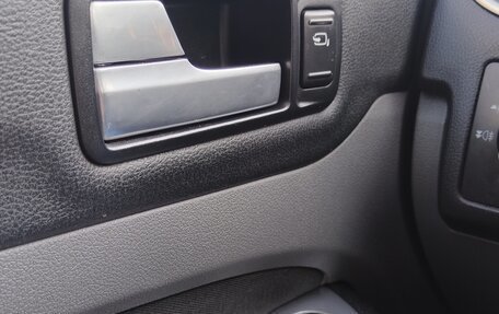 Ford Focus II рестайлинг, 2008 год, 650 000 рублей, 3 фотография