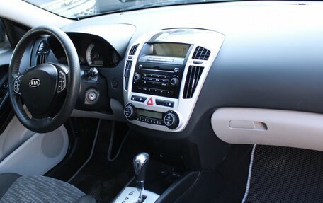 KIA cee'd I рестайлинг, 2009 год, 629 000 рублей, 18 фотография