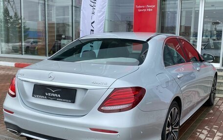 Mercedes-Benz E-Класс, 2018 год, 3 870 000 рублей, 6 фотография