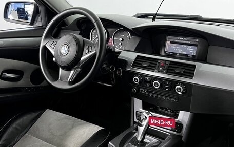 BMW 5 серия, 2008 год, 1 190 000 рублей, 13 фотография