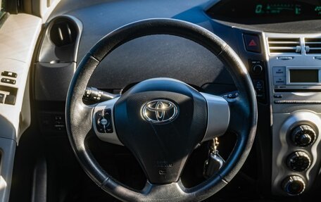 Toyota Yaris III рестайлинг, 2008 год, 650 000 рублей, 16 фотография