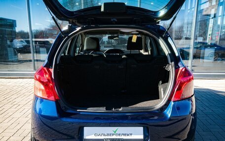 Toyota Yaris III рестайлинг, 2008 год, 650 000 рублей, 22 фотография