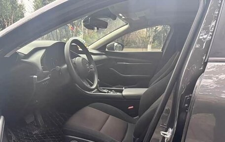 Mazda 3, 2021 год, 1 130 000 рублей, 11 фотография