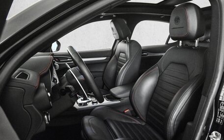 Alfa Romeo Stelvio, 2023 год, 6 790 000 рублей, 11 фотография