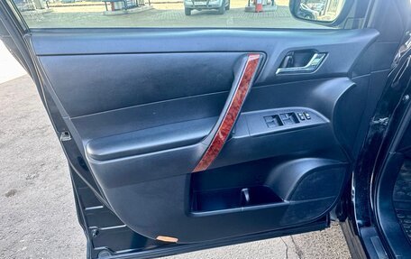 Toyota Highlander III, 2012 год, 2 300 000 рублей, 13 фотография