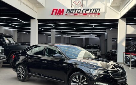 Skoda Superb III рестайлинг, 2025 год, 3 290 000 рублей, 1 фотография