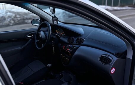 Ford Focus IV, 2002 год, 268 000 рублей, 10 фотография