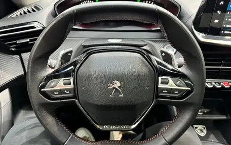 Peugeot 2008 II, 2022 год, 1 252 000 рублей, 11 фотография