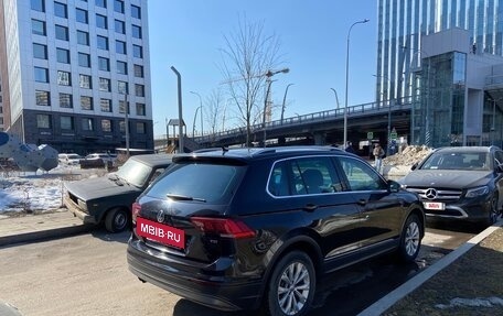 Volkswagen Tiguan II, 2017 год, 2 190 000 рублей, 5 фотография