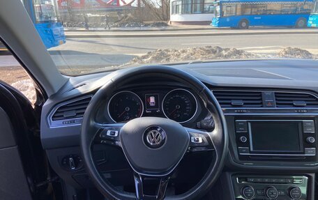 Volkswagen Tiguan II, 2017 год, 2 190 000 рублей, 10 фотография