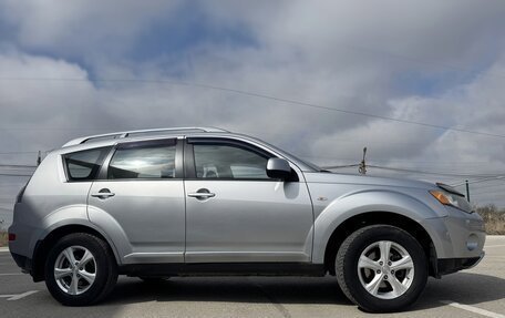 Mitsubishi Outlander III рестайлинг 3, 2008 год, 995 000 рублей, 6 фотография