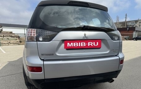 Mitsubishi Outlander III рестайлинг 3, 2008 год, 995 000 рублей, 8 фотография