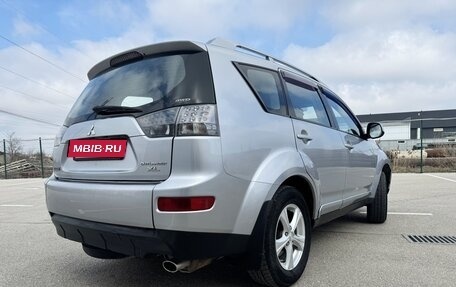 Mitsubishi Outlander III рестайлинг 3, 2008 год, 995 000 рублей, 12 фотография