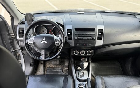 Mitsubishi Outlander III рестайлинг 3, 2008 год, 995 000 рублей, 23 фотография