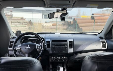 Mitsubishi Outlander III рестайлинг 3, 2008 год, 995 000 рублей, 21 фотография