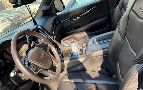 Cadillac Escalade IV, 2017 год, 5 800 000 рублей, 4 фотография