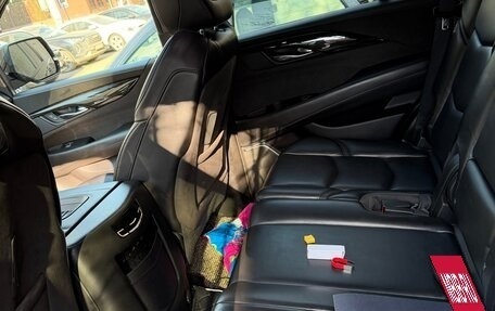 Cadillac Escalade IV, 2017 год, 5 800 000 рублей, 6 фотография