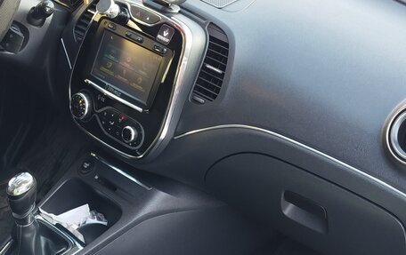 Renault Kaptur I рестайлинг, 2017 год, 2 000 050 рублей, 6 фотография