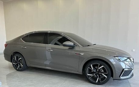 Skoda Octavia IV, 2023 год, 2 425 000 рублей, 2 фотография