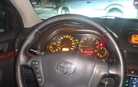 Toyota Avensis III рестайлинг, 2004 год, 700 000 рублей, 16 фотография