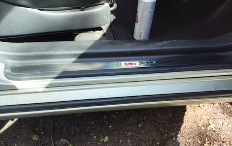 Toyota Avensis III рестайлинг, 2004 год, 700 000 рублей, 29 фотография