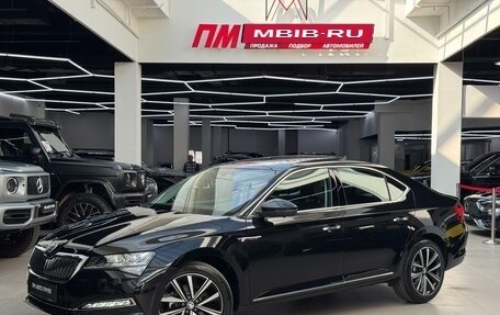 Skoda Superb III рестайлинг, 2025 год, 3 290 000 рублей, 3 фотография