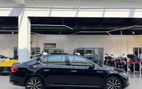 Skoda Superb III рестайлинг, 2025 год, 3 290 000 рублей, 8 фотография