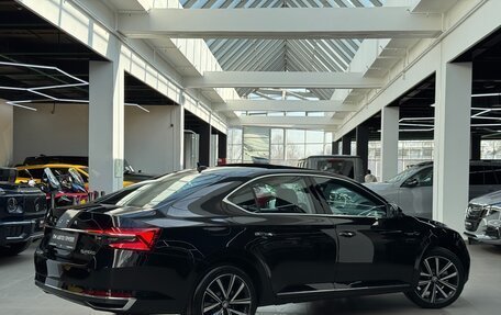 Skoda Superb III рестайлинг, 2025 год, 3 290 000 рублей, 6 фотография