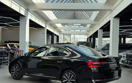 Skoda Superb III рестайлинг, 2025 год, 3 290 000 рублей, 12 фотография