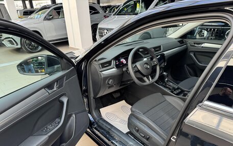 Skoda Superb III рестайлинг, 2025 год, 3 290 000 рублей, 20 фотография