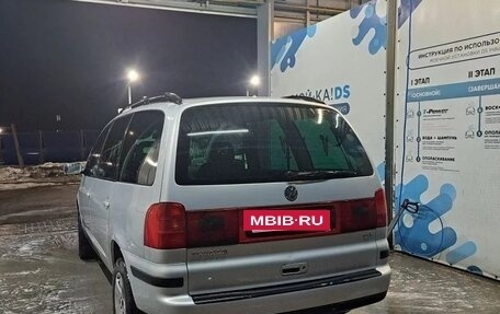 Volkswagen Sharan I рестайлинг, 2001 год, 440 000 рублей, 2 фотография