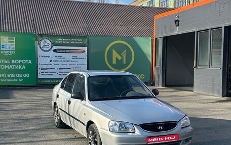 Hyundai Accent II, 2005 год, 330 000 рублей, 1 фотография