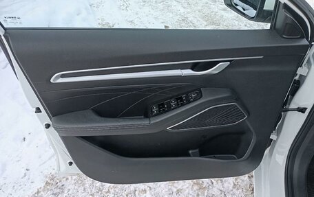 Geely Emgrand, 2024 год, 1 750 000 рублей, 11 фотография