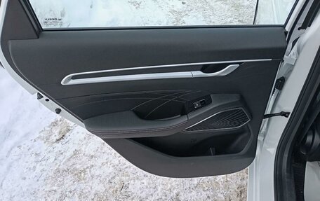 Geely Emgrand, 2024 год, 1 750 000 рублей, 13 фотография