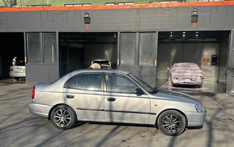 Hyundai Accent II, 2005 год, 330 000 рублей, 2 фотография