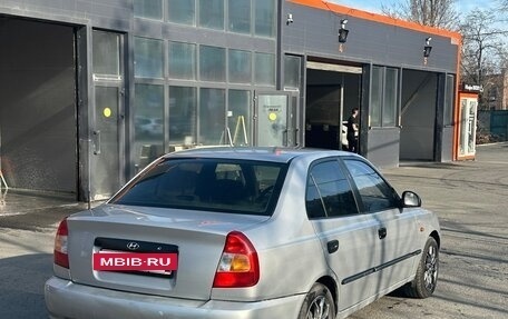 Hyundai Accent II, 2005 год, 330 000 рублей, 3 фотография