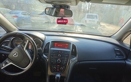 Opel Astra J, 2011 год, 600 000 рублей, 5 фотография