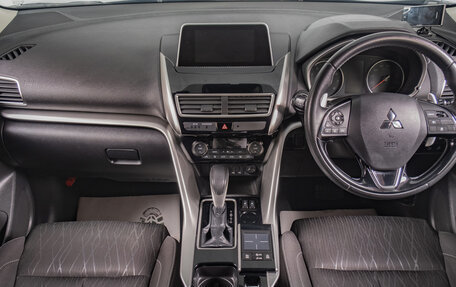 Mitsubishi Eclipse Cross, 2018 год, 2 299 000 рублей, 10 фотография