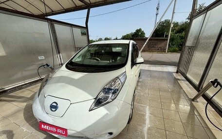 Nissan Leaf I, 2011 год, 500 000 рублей, 1 фотография