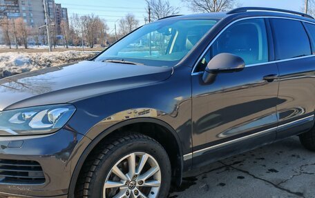 Volkswagen Touareg III, 2011 год, 2 500 000 рублей, 4 фотография