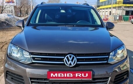 Volkswagen Touareg III, 2011 год, 2 500 000 рублей, 3 фотография