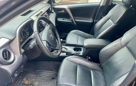 Toyota RAV4, 2016 год, 2 670 000 рублей, 18 фотография