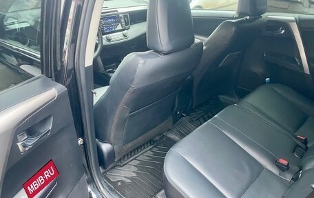 Toyota RAV4, 2016 год, 2 670 000 рублей, 20 фотография