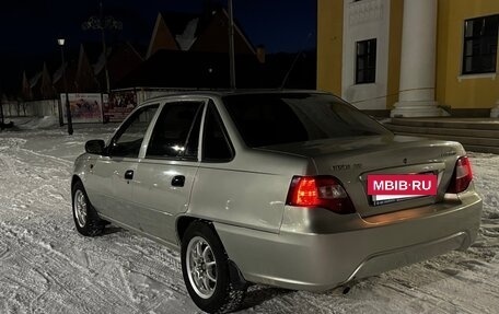 Daewoo Nexia I рестайлинг, 2008 год, 240 000 рублей, 4 фотография